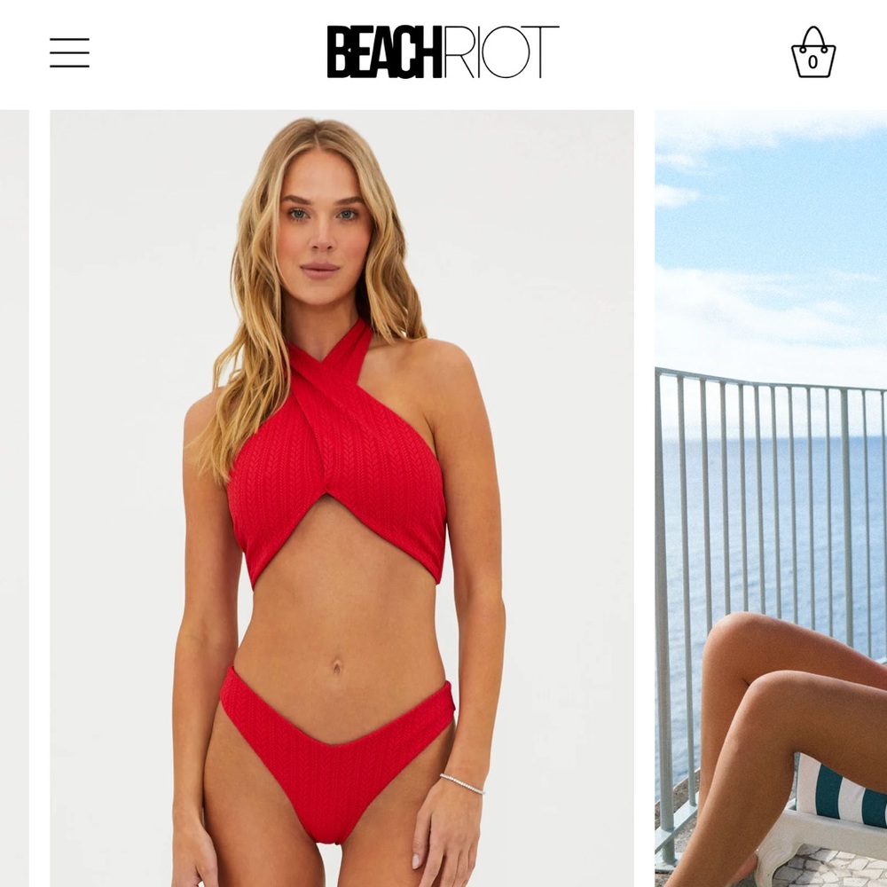 Beach Riot Jessica Top Merry Red cable size Large